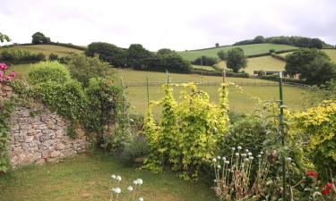 Cottages in Hele