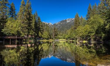 Idyllwild şehrindeki otoparklar