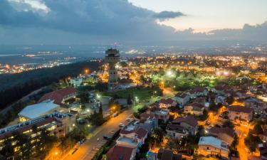 Hoteles familiares en Migdal Ha‘Emeq