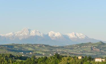 Allotjaments vacacionals a SantʼOmero