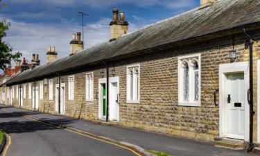 Cottages in Gilling East