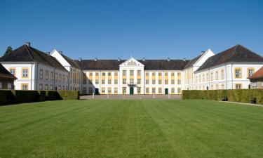 Hotels with Parking in Augustenborg