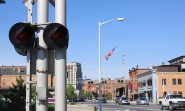 Hotels with Parking in Portage