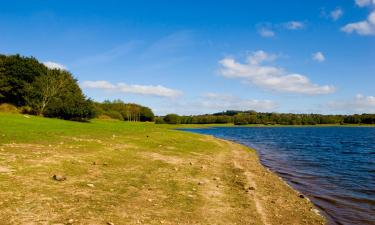 Hotels mit Parkplatz in Jugon Les Lacs