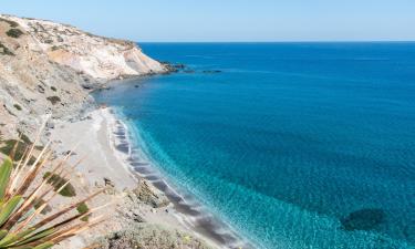 Agia Kiriaki Beachの駐車場付きホテル