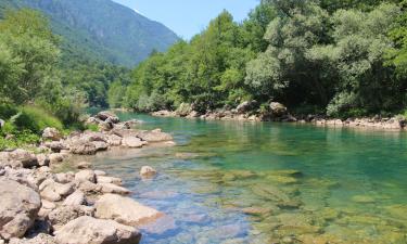 Hoteluri ieftine în Hum