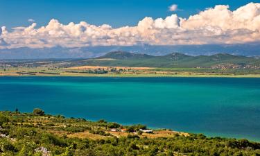 Smeštaji na plaži u gradu Vrana