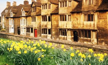 Hotels with Parking in Oundle