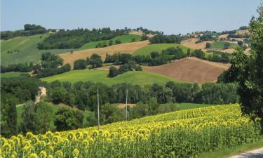 Hotels with Parking in Petriolo