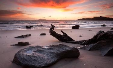 Holiday Homes in Langs Beach