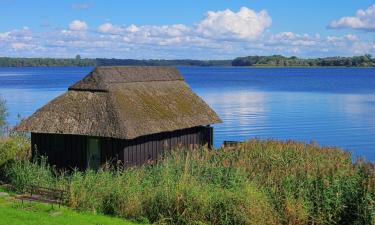 Cottages in Canow