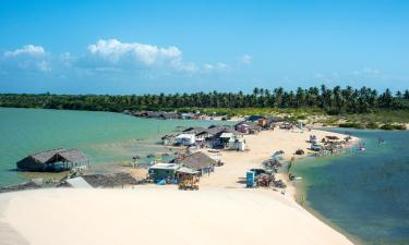 Hotéis na praia em Tatajuba