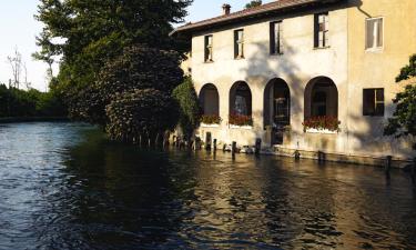 Hotels with Parking in Rozzano