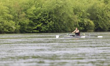 Parkolóval rendelkező hotelek Lanettben