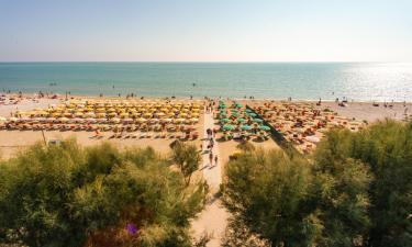 Hotéis na praia em Marina Palmense