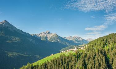 Hoteles familiares en Tschlin 