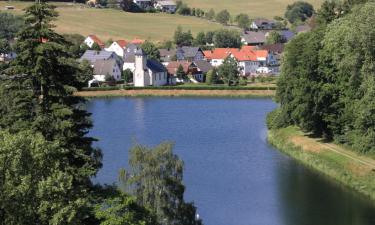 Hoteller med parkeringsplass i Helminghausen