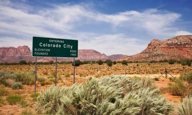 Parkolóval rendelkező hotelek Colorado Cityben