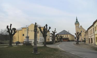 Parkimisega hotellid sihtkohas Branná