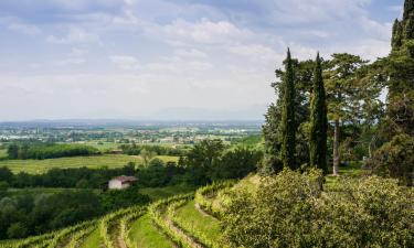 Hotels with Parking in Capriva del Friuli