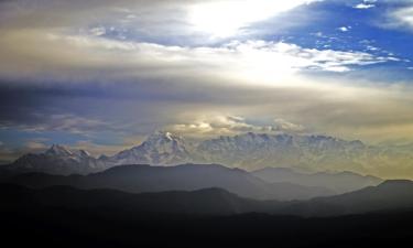 Hoteller i Kausani