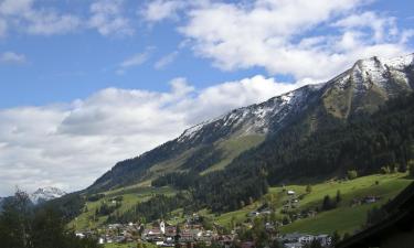 Hotels with Parking in Hirschegg