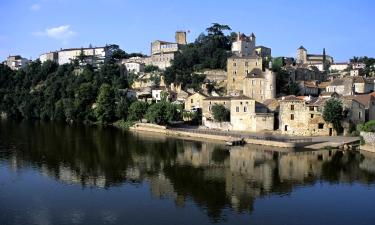 Hotels with Parking in Puy-lʼÉvêque