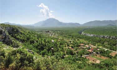 โรงแรมที่มีที่จอดรถในKreševo