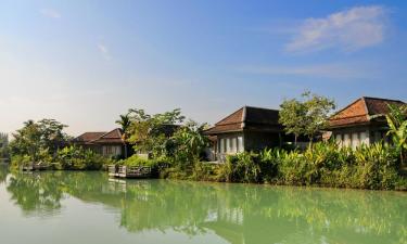 Hotellit, joissa on pysäköintimahdollisuus Ban Na Phongissa