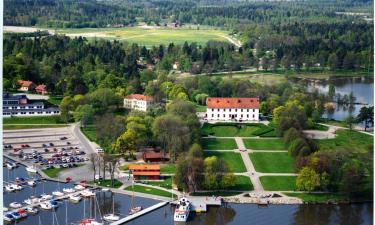 Hotels amb aparcament a Sundby