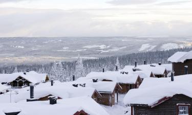 Hotels with Parking in Østby