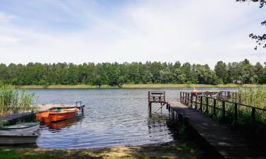 Parkimisega hotellid sihtkohas Świętajno