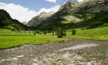 Hoteluri ieftine în Sarvisé