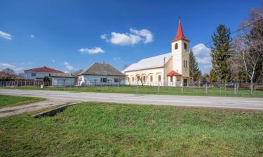 Hotely s parkovaním v Poľnom Kesove