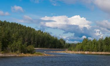 Boliger ved stranden i Suomussalmi