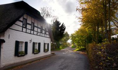 Hotels with Parking in Uckerath