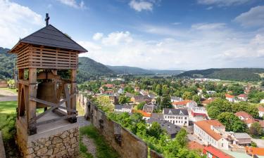 Hotely s parkováním v destinaci Pitten