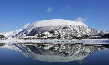 Hotels with Parking in Lyngværet