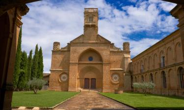 Family Hotels in Carcastillo