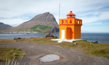 Hotéis com estacionamento em Bolungarvík