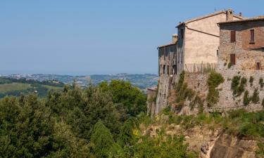 Hoteles con estacionamiento en Offagna