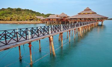 Alloggi vicino alla spiaggia a Teluk Bakau