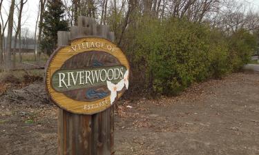 Hotels in Riverwoods
