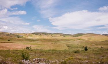 Tomislavgrad şehrindeki otoparklar