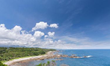 Hoteles con estacionamiento en Taiji