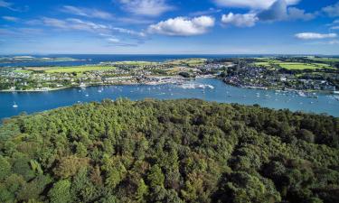 Hotels with Parking in Crosshaven