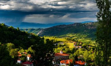 Vacation Rentals in Mouzákion