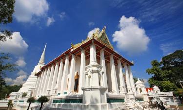 Отели с парковкой в городе Ban Bang Muang