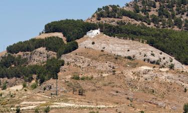 Φθηνά ξενοδοχεία σε Burunchel