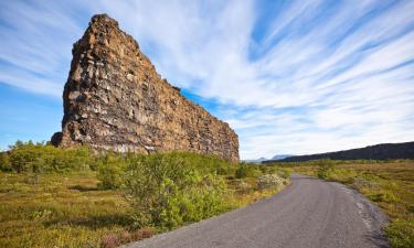 Hótel með bílastæði á Laugarbakka